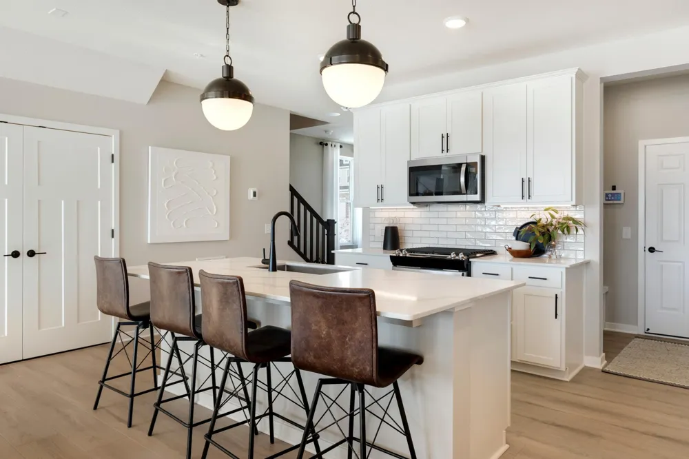 10400 Glacier Lane Maple Grove, MN 55369