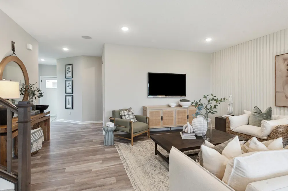10394 Glacier Lane Maple Grove, MN 55369