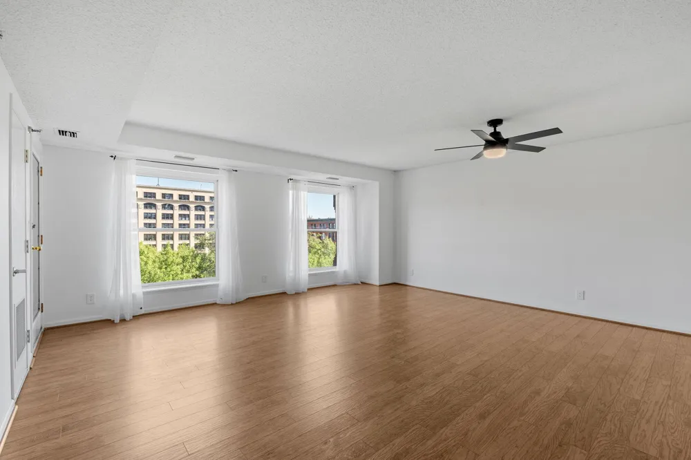 198 6th Street E #501 Saint Paul, MN 55101