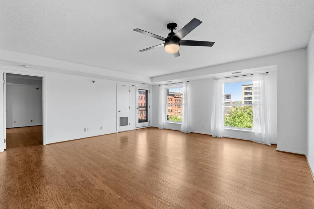 198 6th Street E #501 Saint Paul, MN 55101
