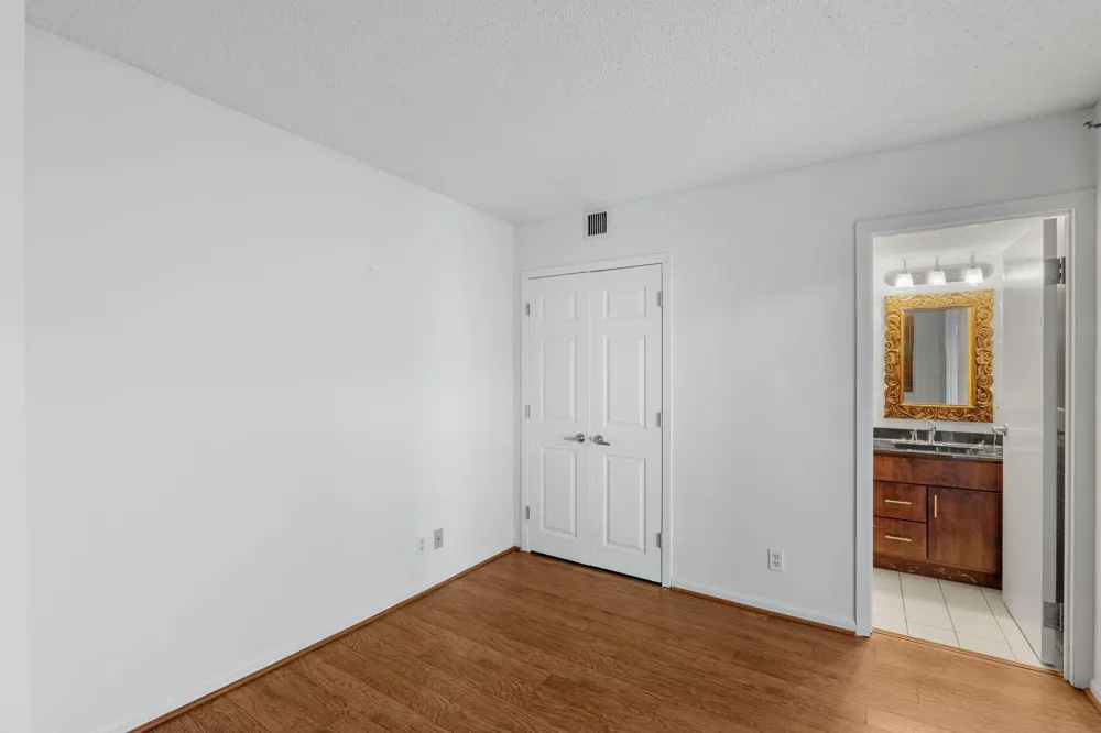 198 6th Street E #501 Saint Paul, MN 55101