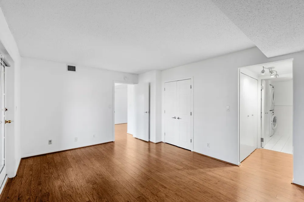 198 6th Street E #501 Saint Paul, MN 55101