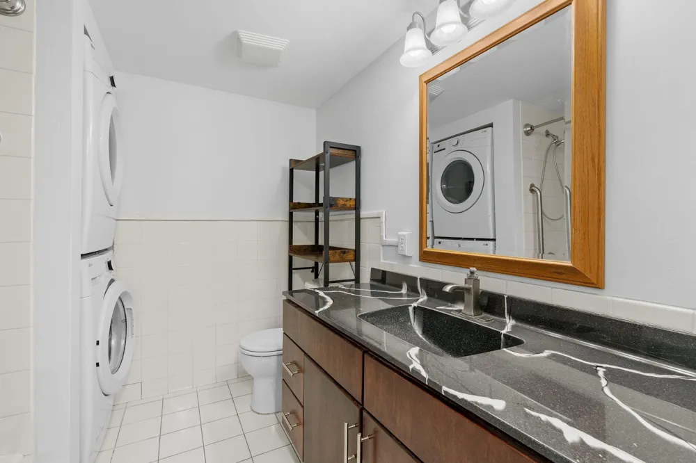198 6th Street E #501 Saint Paul, MN 55101