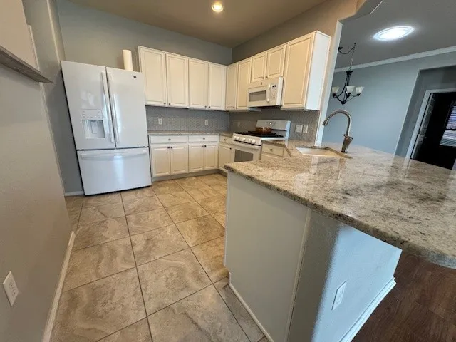 275 Bonham Loop Georgetown, TX 78633