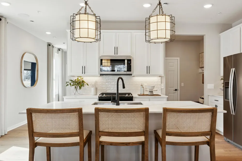 10392 Glacier Lane Maple Grove, MN 55369