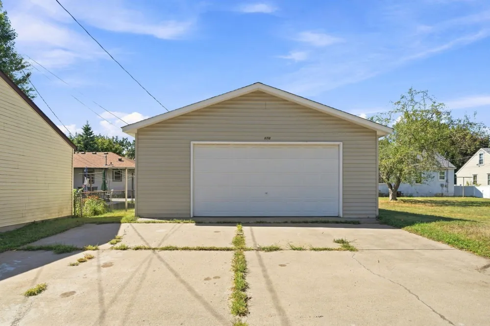5210 Colfax Avenue Minneapolis, MN 55430