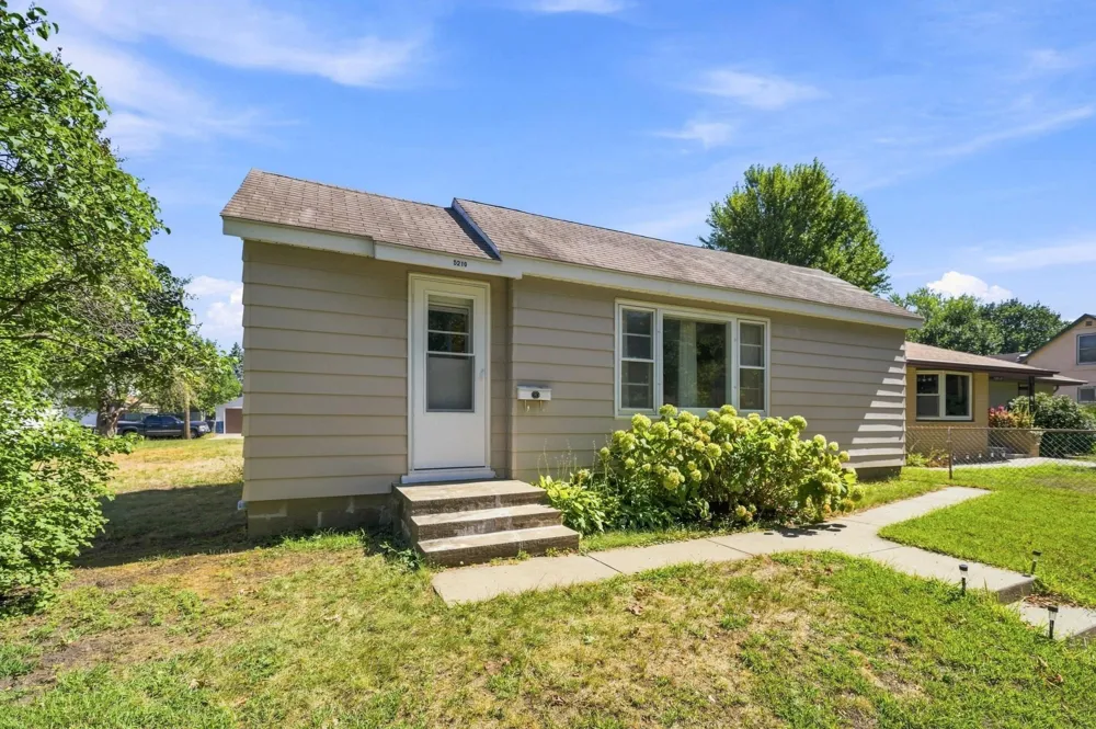 5210 Colfax Avenue Minneapolis, MN 55430