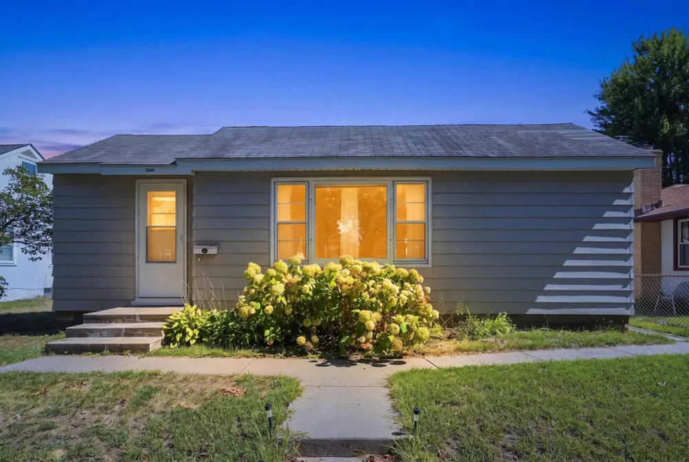 5210 Colfax Avenue Minneapolis, MN 55430