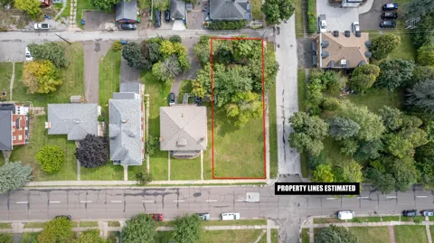 200X E 3rd Street