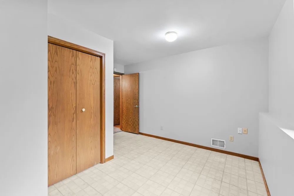 2966 Thunder Bay Road Little Canada, MN 55117