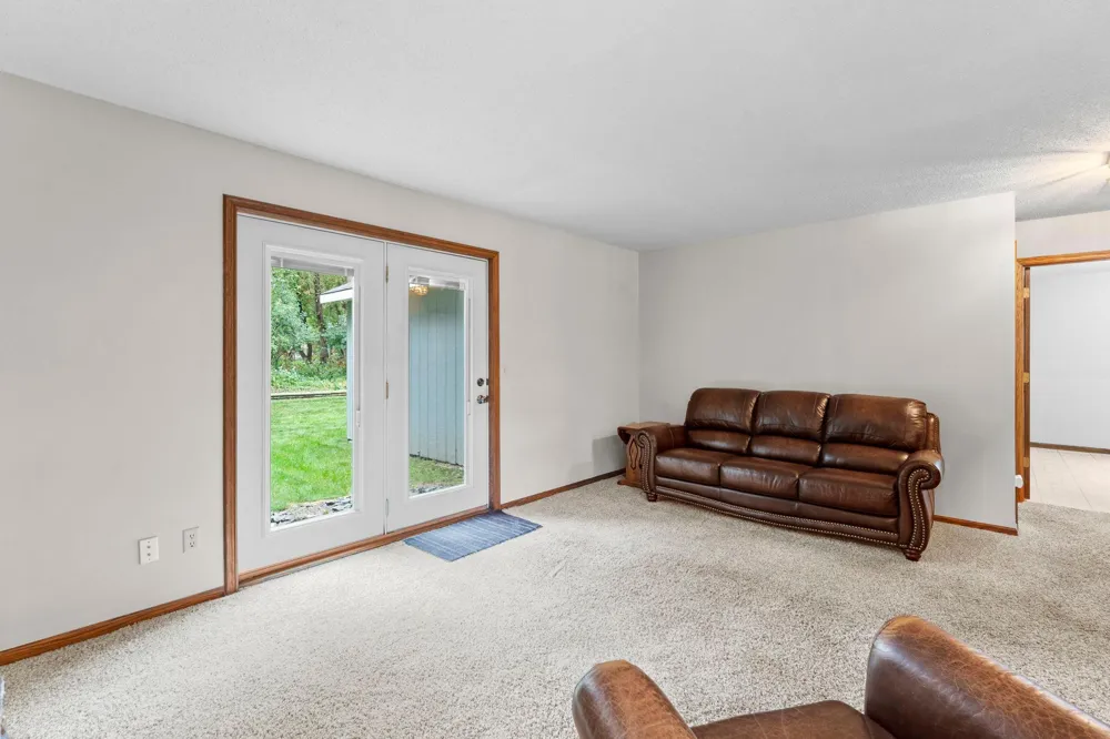 2966 Thunder Bay Road Little Canada, MN 55117