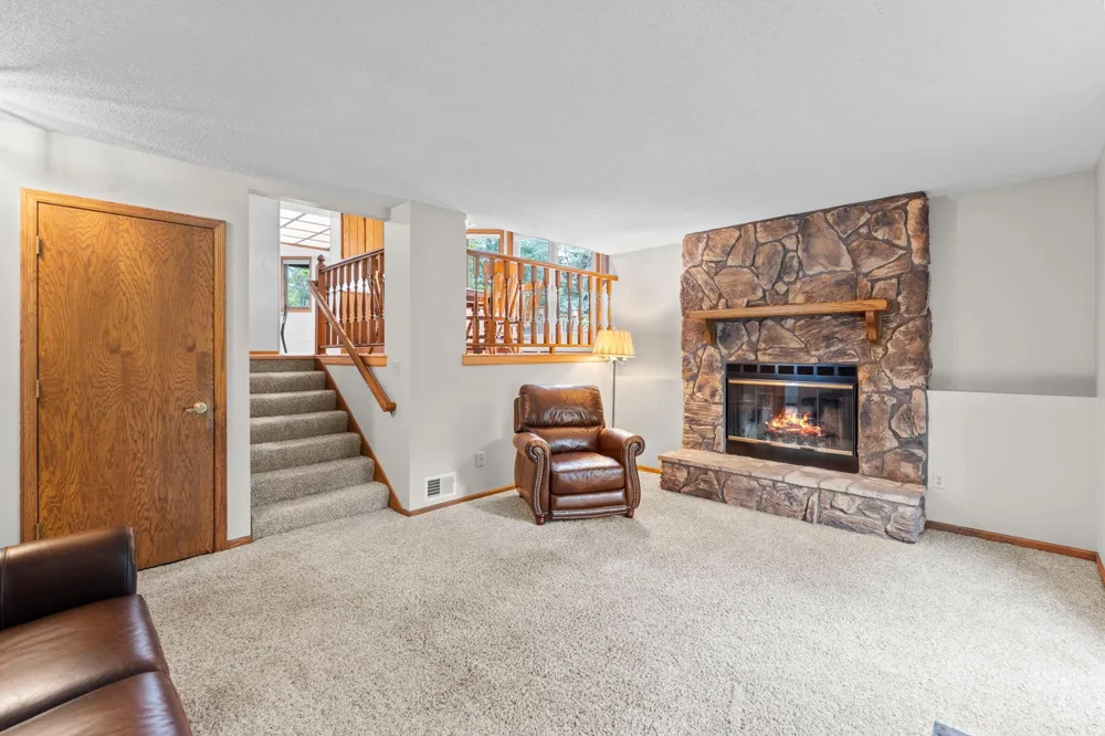 2966 Thunder Bay Road Little Canada, MN 55117