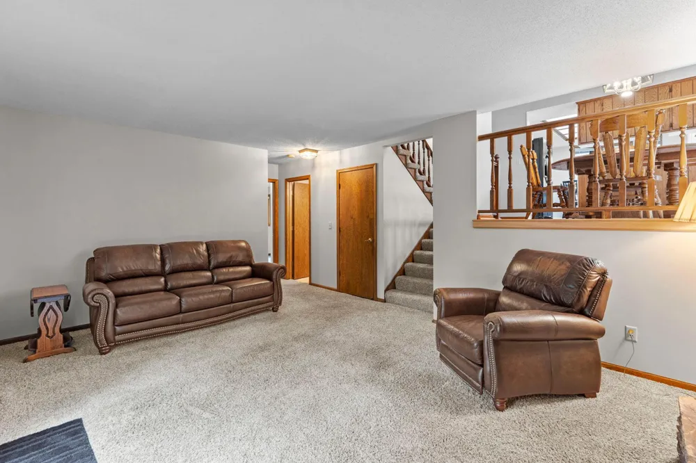 2966 Thunder Bay Road Little Canada, MN 55117