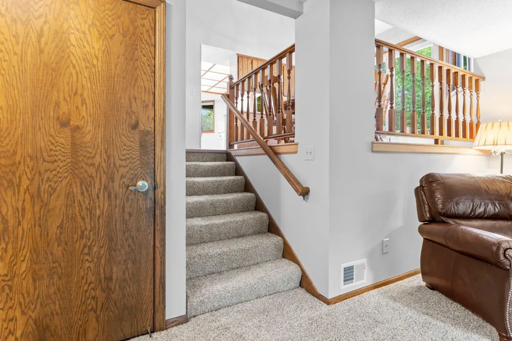 2966 Thunder Bay Road Little Canada, MN 55117