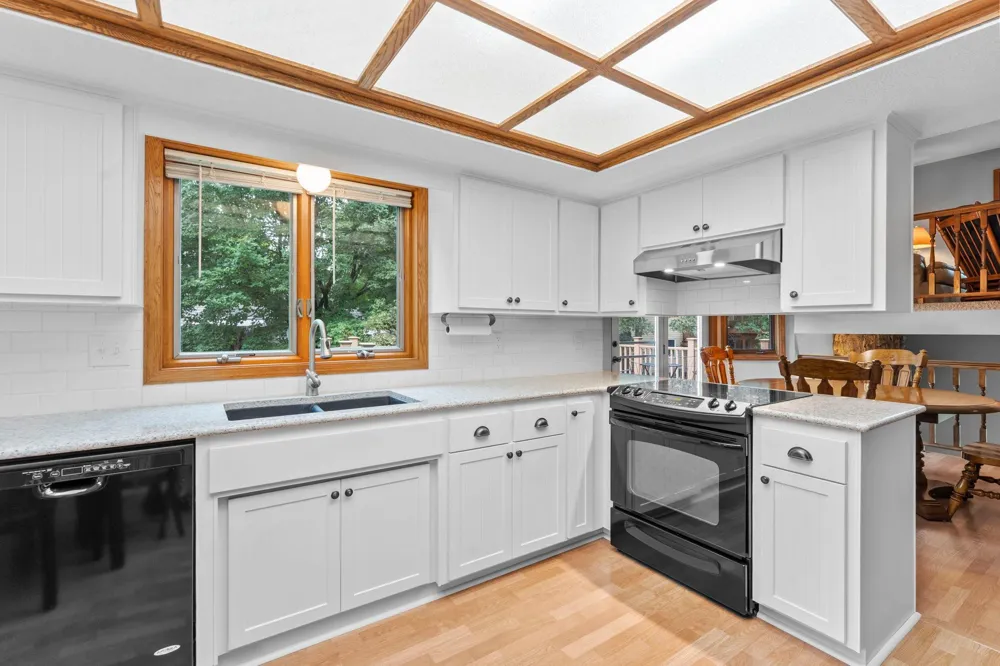 2966 Thunder Bay Road Little Canada, MN 55117