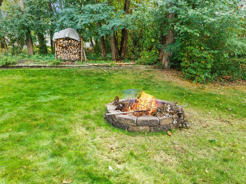 2966 Thunder Bay Road Little Canada, MN 55117