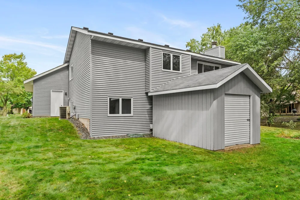 2966 Thunder Bay Road Little Canada, MN 55117