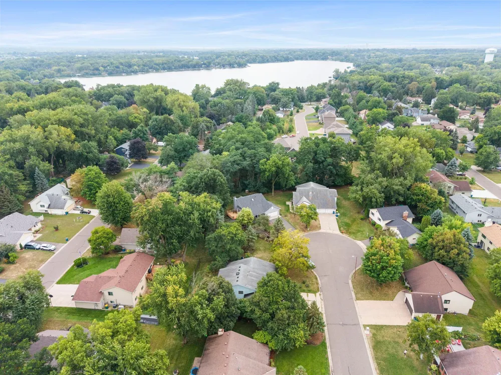 2966 Thunder Bay Road Little Canada, MN 55117