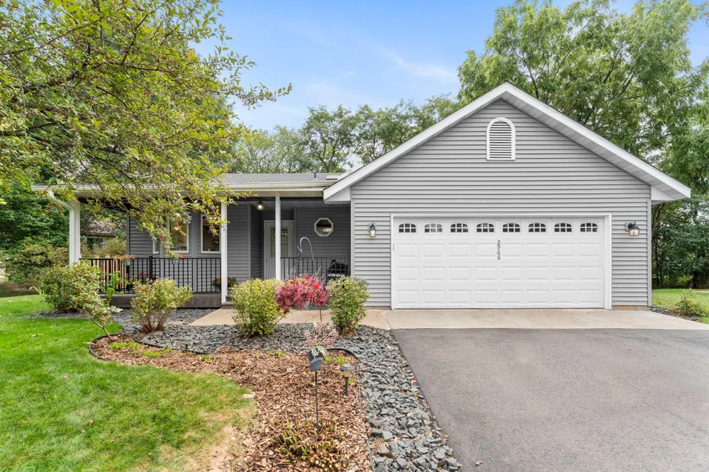 2966 Thunder Bay Road Little Canada, MN 55117