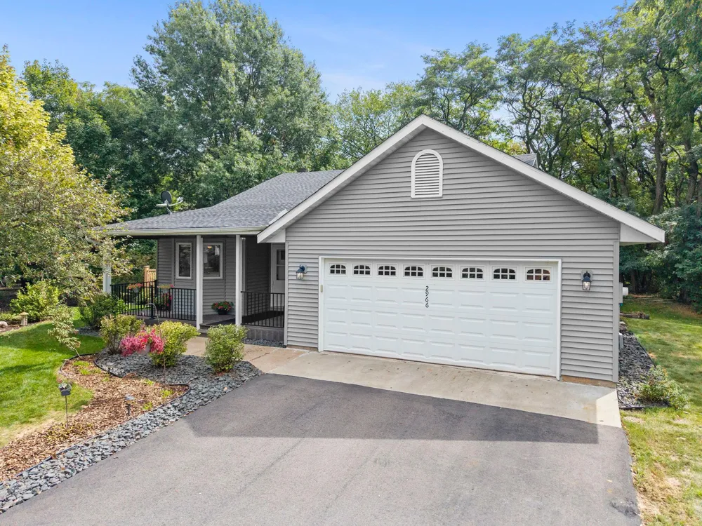 2966 Thunder Bay Road Little Canada, MN 55117