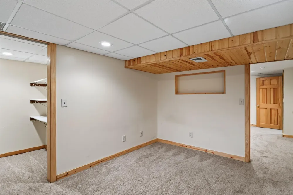 15233 Urbank Street NE Ham Lake, MN 55304