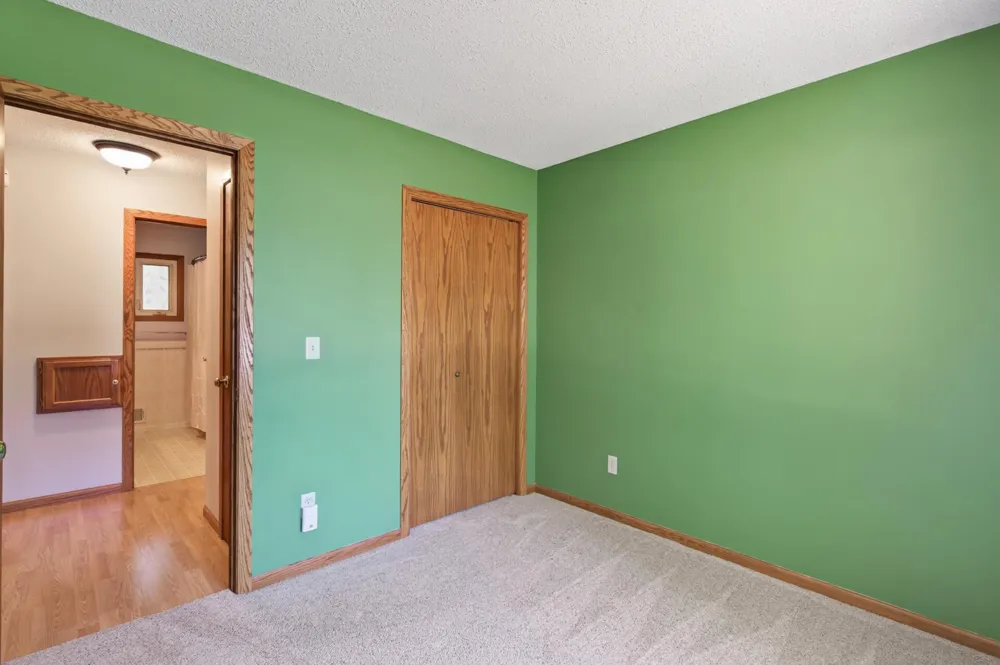 15233 Urbank Street NE Ham Lake, MN 55304