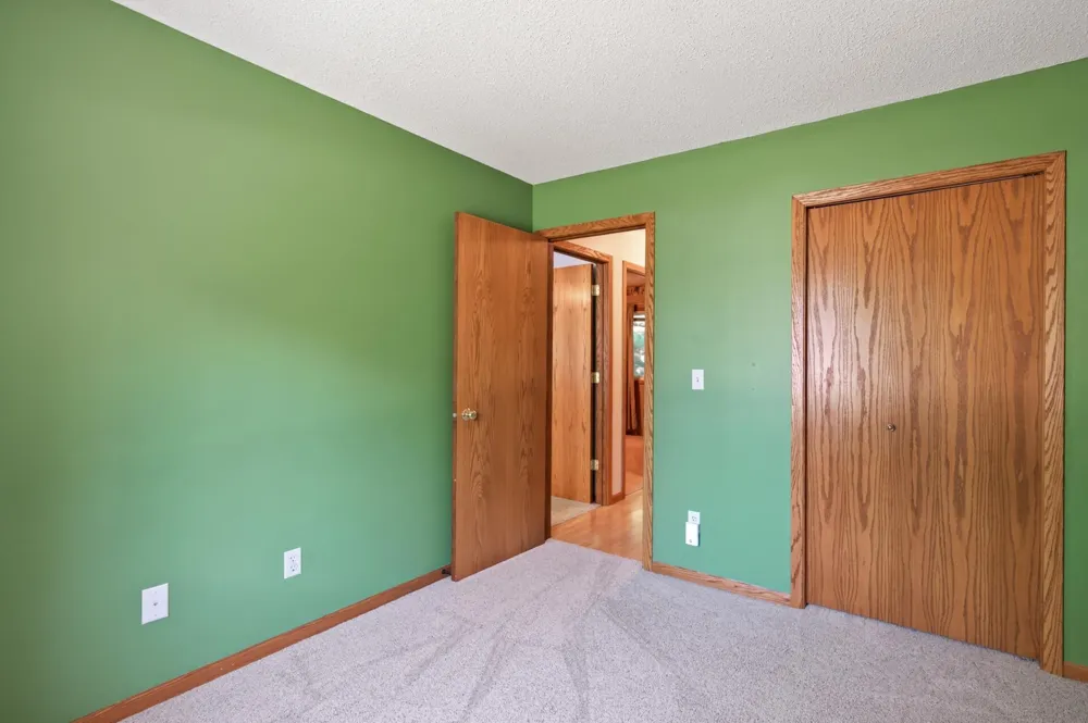 15233 Urbank Street NE Ham Lake, MN 55304