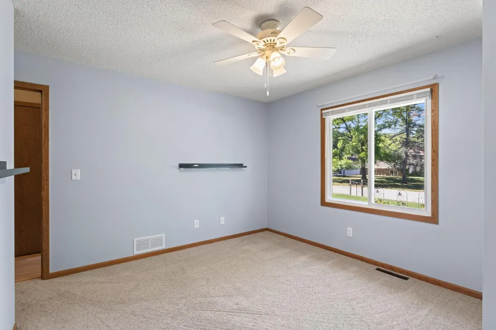 15233 Urbank Street NE Ham Lake, MN 55304