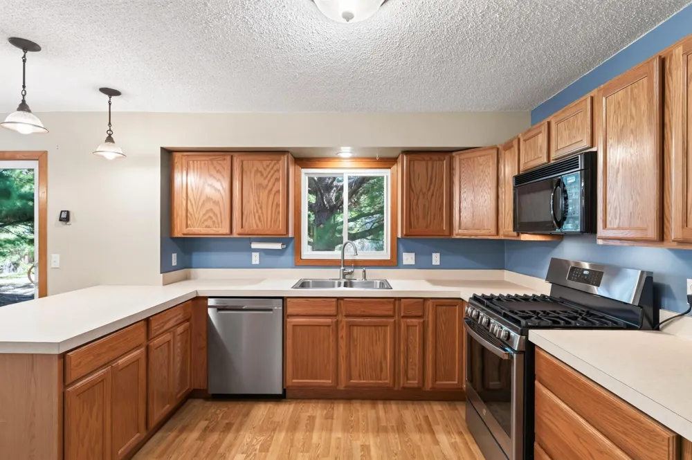 15233 Urbank Street NE Ham Lake, MN 55304