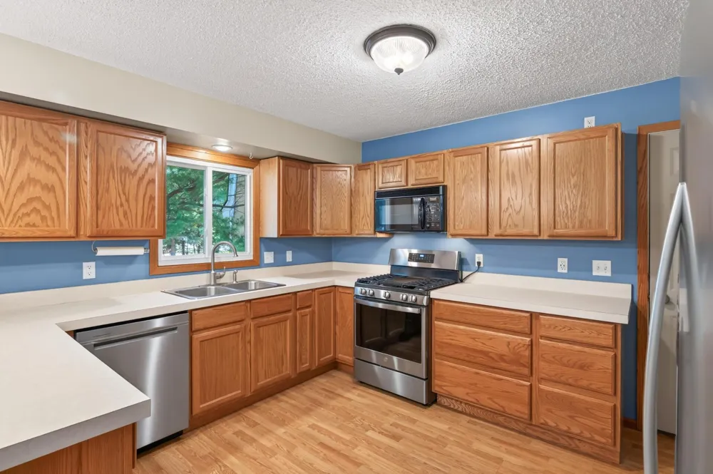 15233 Urbank Street NE Ham Lake, MN 55304