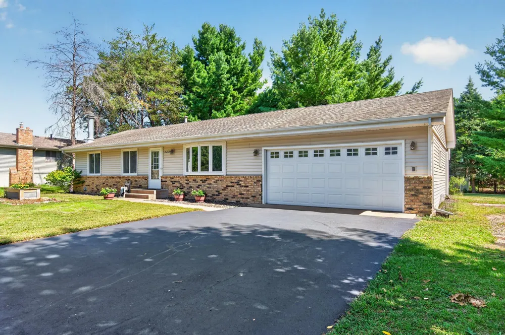 15233 Urbank Street NE Ham Lake, MN 55304