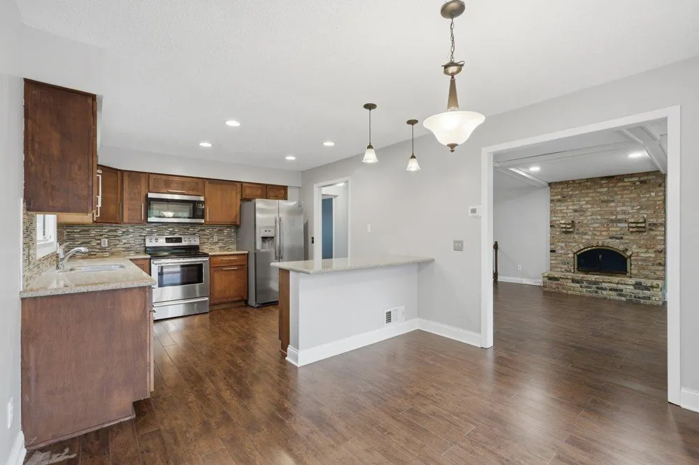 8481 134th Street Court Apple Valley, MN 55124