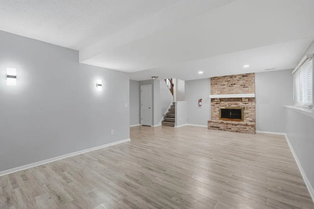 8481 134th Street Court Apple Valley, MN 55124