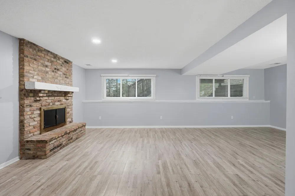 8481 134th Street Court Apple Valley, MN 55124