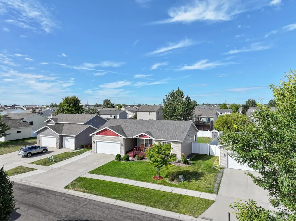 4723 51st Street S Fargo, ND 58104