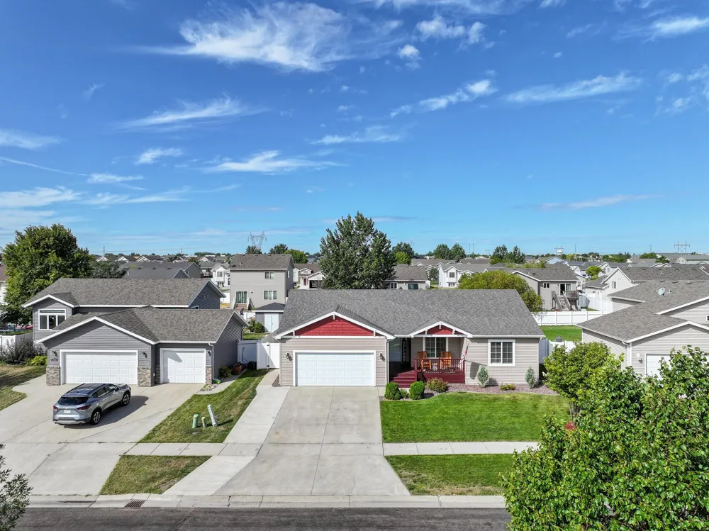 4723 51st Street S Fargo, ND 58104
