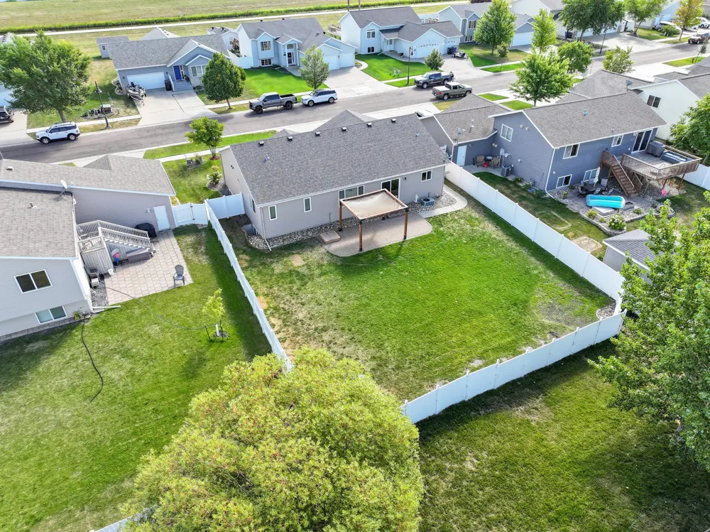 4723 51st Street S Fargo, ND 58104