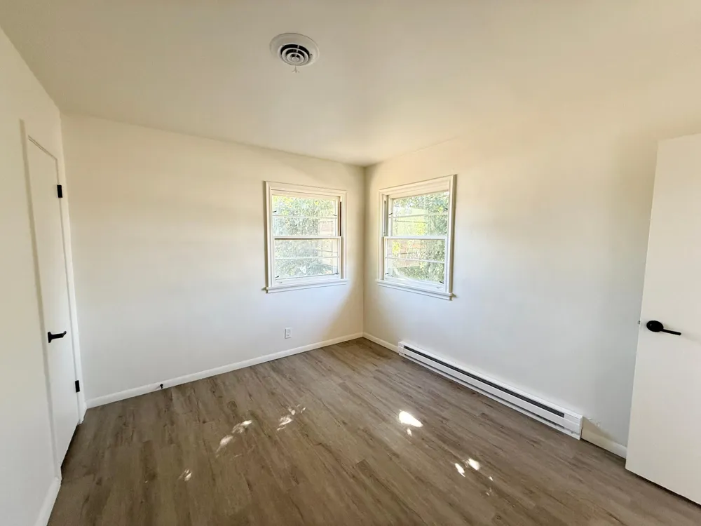 862 2nd Avenue NW Valley City, ND 58072