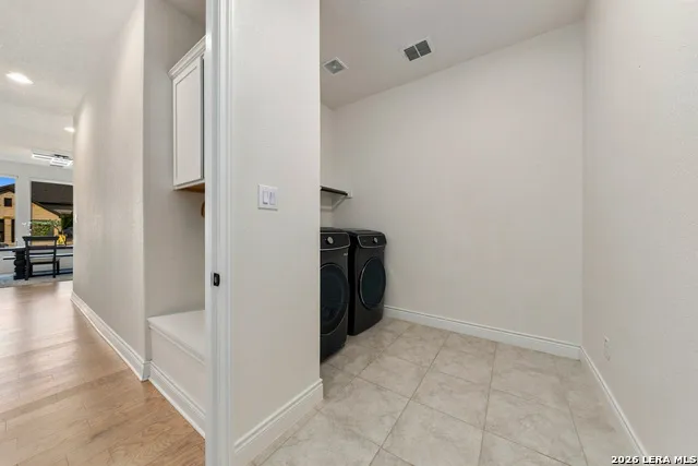 9041 MENDRIN RDG Fair Oaks Ranch, TX 78015