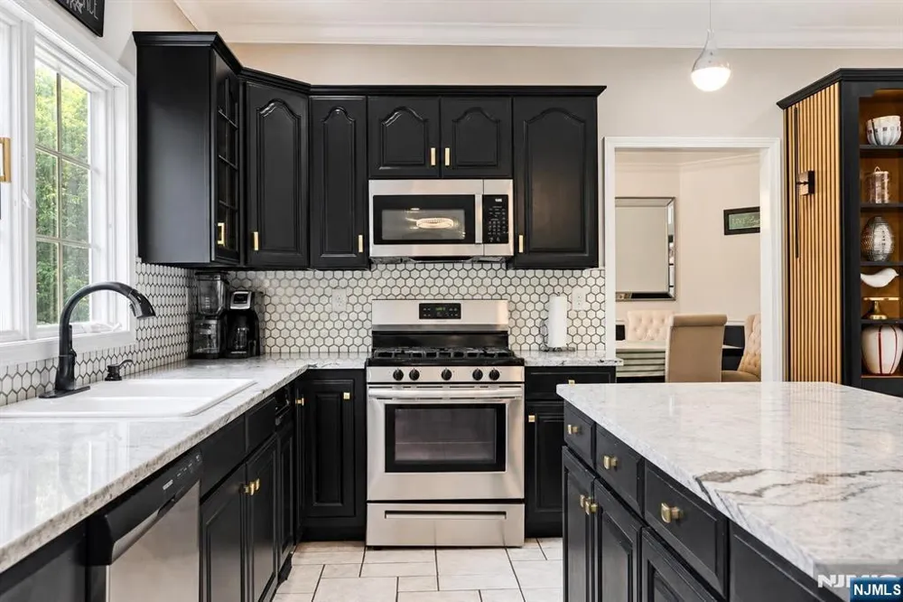 10 Pasha Court Rockaway, NJ 07435