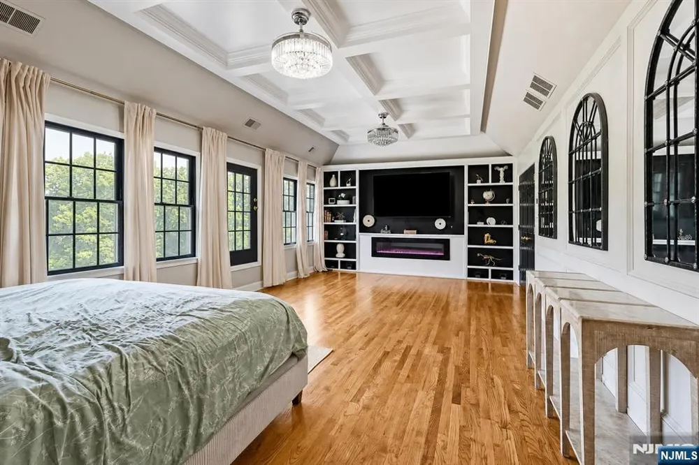 10 Pasha Court Rockaway, NJ 07435