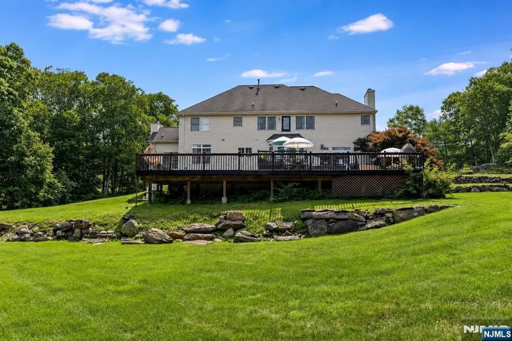 10 Pasha Court Rockaway, NJ 07435