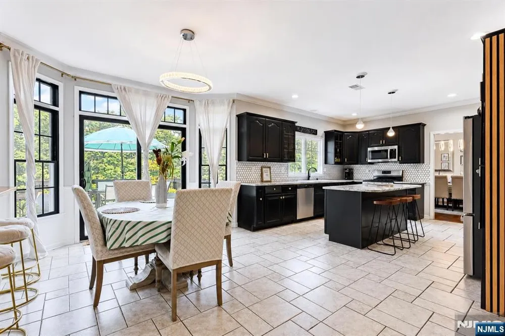 10 Pasha Court Rockaway, NJ 07435