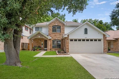 1207 Canyon Parke Dr