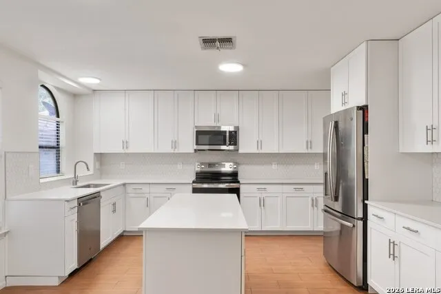 1207 Canyon Parke Dr San Antonio, TX 78232