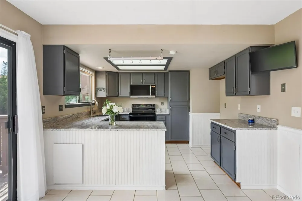 8995 Winrock Street Highlands Ranch, CO 80126