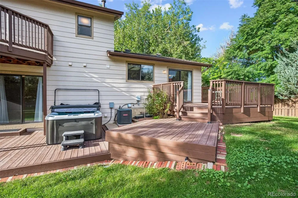 8995 Winrock Street Highlands Ranch, CO 80126