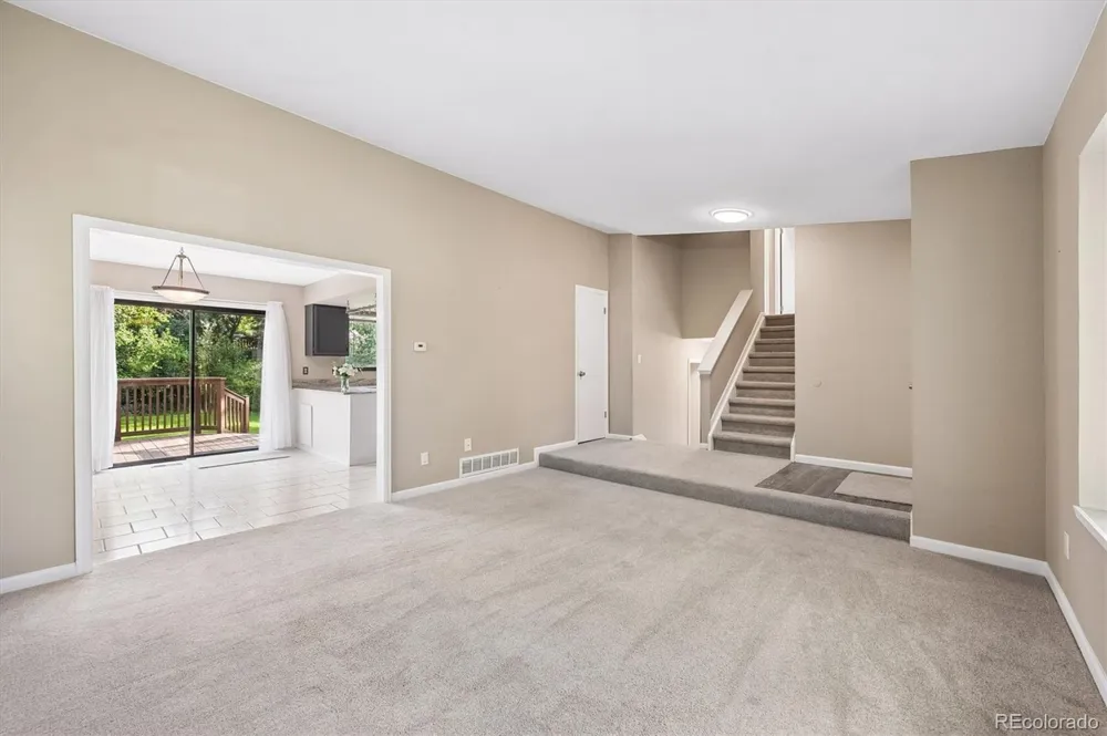 8995 Winrock Street Highlands Ranch, CO 80126