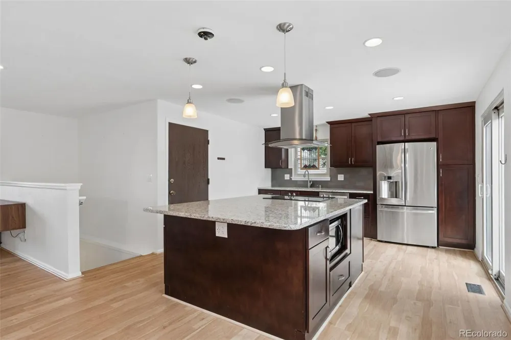 4994 S Independence Way Denver, CO 80123