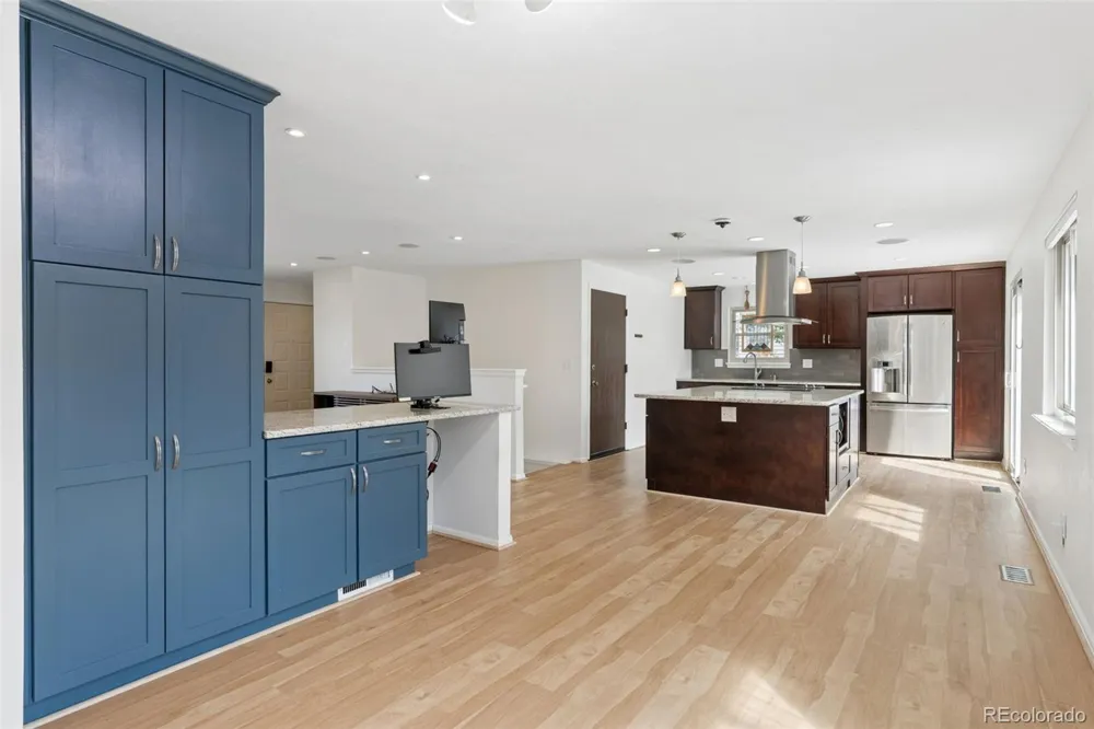 4994 S Independence Way Denver, CO 80123